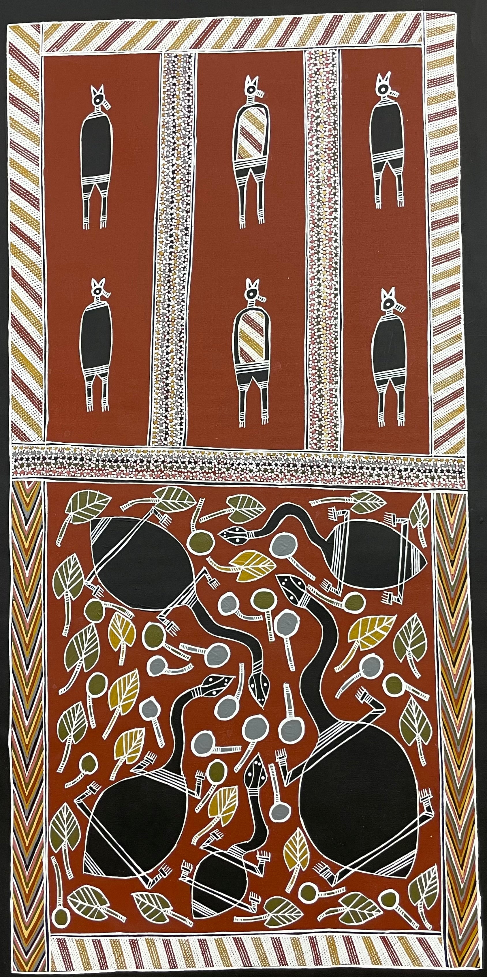 Ganalbingu totems by Evonne Rraraypum